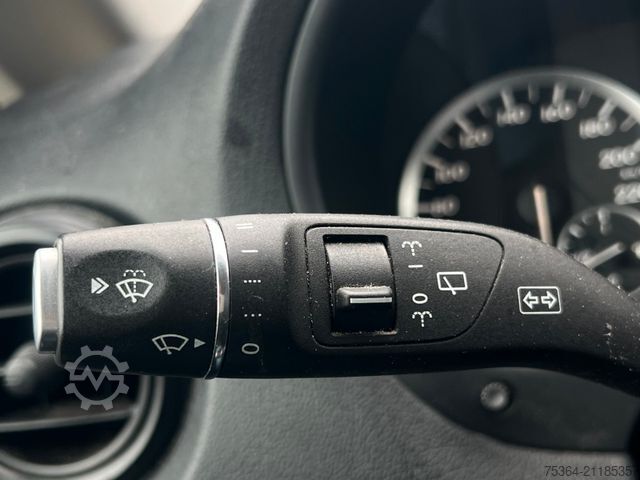 Minibus MERCEDES-BENZ Vito 111 Cdi BlueTEC 9 Sitze Klima Navi Tempomat