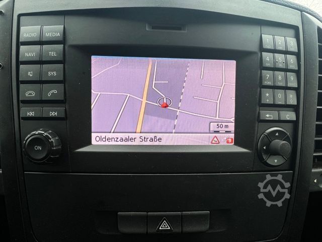 Minibus MERCEDES-BENZ Vito 111 Cdi BlueTEC 9 Sitze Klima Navi Tempomat