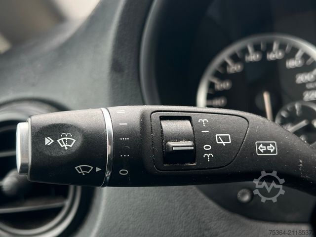 Minibus MERCEDES-BENZ Vito 111 Cdi BlueTEC 9 Sitze Klima Navi Tempomat