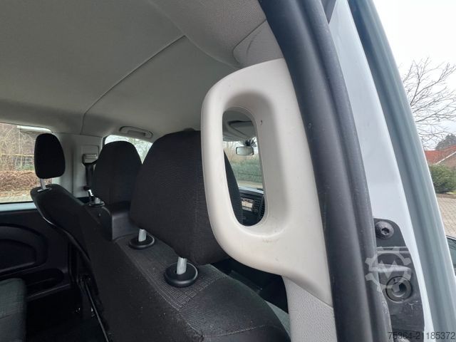 Minibus MERCEDES-BENZ Vito 111 Cdi BlueTEC 9 Sitze Klima Navi Tempomat