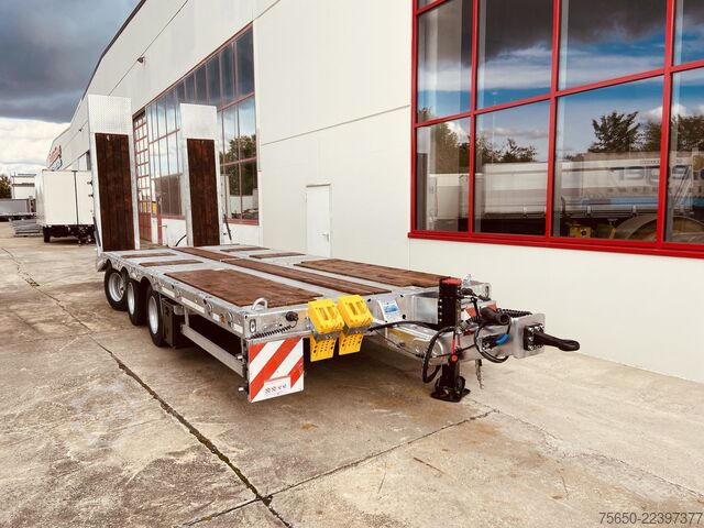 Remorque porte-engins surbaissée Möslein TT 31  31 t GG Tridem- Tieflader 3 Achs, gelenktNeufahrzeug