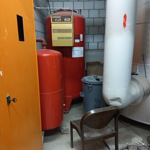 2 Holzschnitzelkessel 300kW und 550 kW Schmid AG UTSK-550.22 und UTSK-300.22