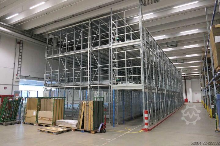 Magazzino shuttle completamente automatico Kardex Shuttlelager zur Palettenpufferung