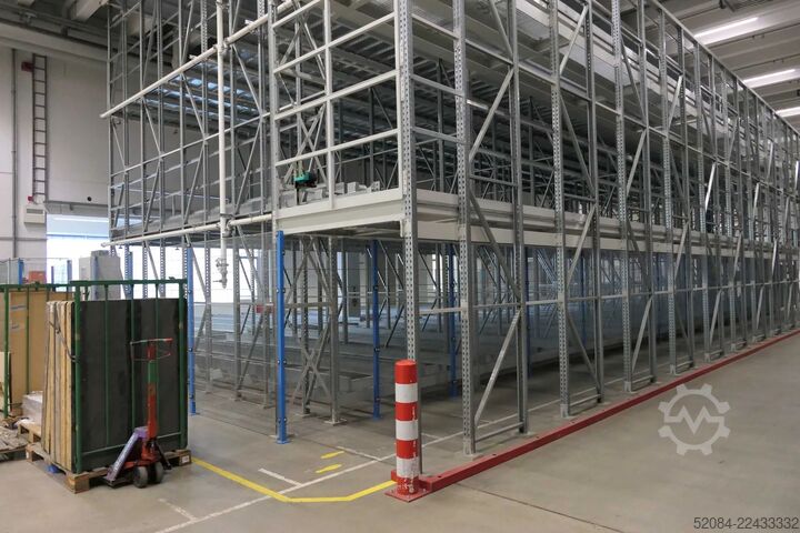 Magazzino shuttle completamente automatico Kardex Shuttlelager zur Palettenpufferung