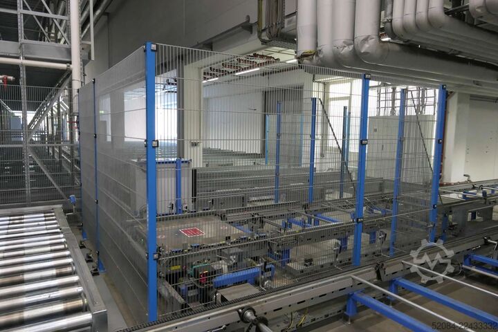 Magazzino shuttle completamente automatico Kardex Shuttlelager zur Palettenpufferung