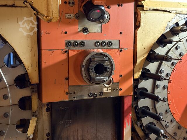 Horizontal-Bearbeitungszentrum HÜLLER HILLE NBH 70