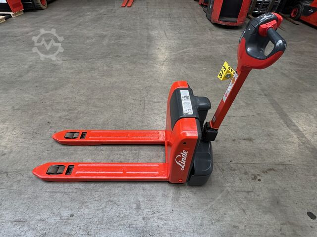 Manual pallet jack Linde MT 15 [ID: 373]