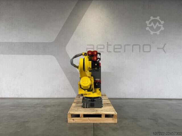 Felújított robot 1 év garanciával FANUC R-2000iB/210F