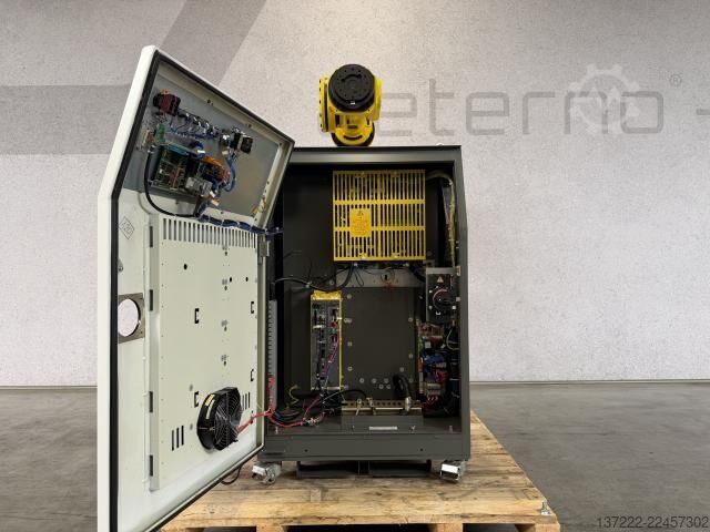 Felújított robot 1 év garanciával FANUC R-2000iB/210F