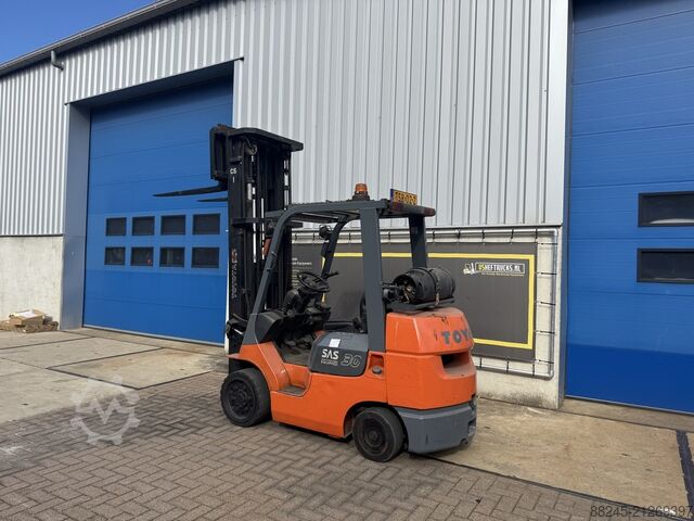 VS-22045 Triplex LPG gaffeltruck Toyota Sidehift Freelift bj2001 TOYOTA 7FGCU30