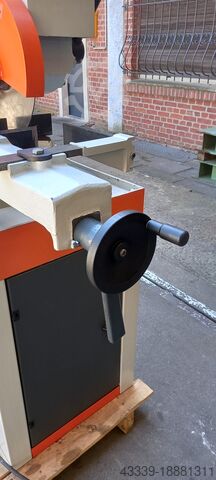 Ferăstrău circular rece KASTO KASTOradial M6