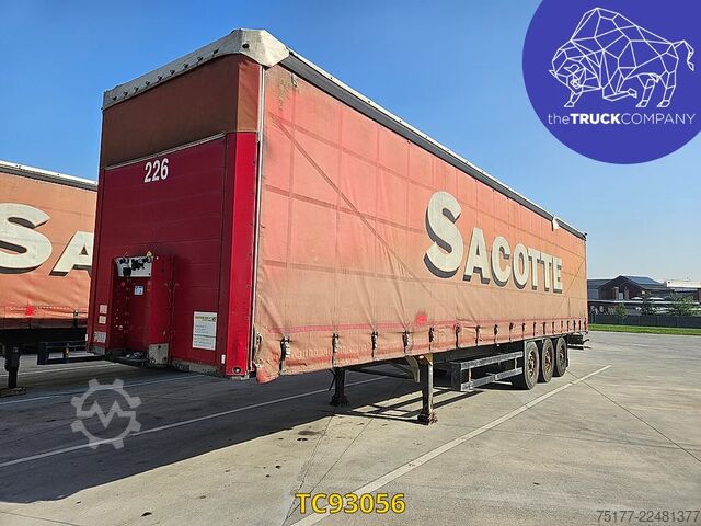Sliding tarpaulins Schmitz Cargobull 