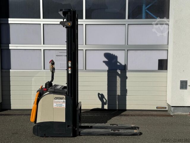 High Lift stacker Crown ET 4000 1.6