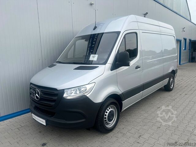 Magas tetős furgon MERCEDES-BENZ Sprinter 215 9G-TR HOCH+LANG KLIMA 3-SITZ KAMERA