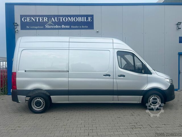 Magas tetős furgon MERCEDES-BENZ Sprinter 215 9G-TR HOCH+LANG KLIMA 3-SITZ KAMERA