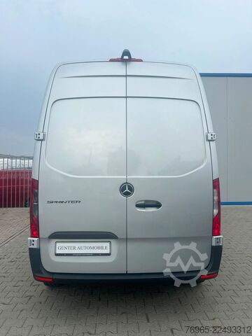 Magas tetős furgon MERCEDES-BENZ Sprinter 215 9G-TR HOCH+LANG KLIMA 3-SITZ KAMERA