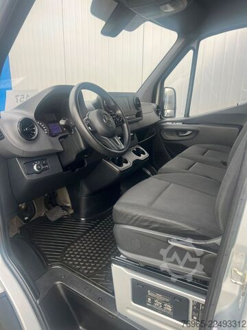 Magas tetős furgon MERCEDES-BENZ Sprinter 215 9G-TR HOCH+LANG KLIMA 3-SITZ KAMERA