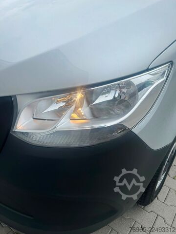 Magas tetős furgon MERCEDES-BENZ Sprinter 215 9G-TR HOCH+LANG KLIMA 3-SITZ KAMERA