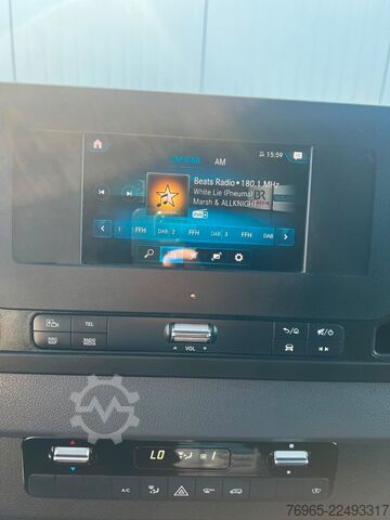 Dobozos furgon MERCEDES-BENZ Sprinter 314 AUTOMATIK NAVI DISTRONIC KAMERA LED