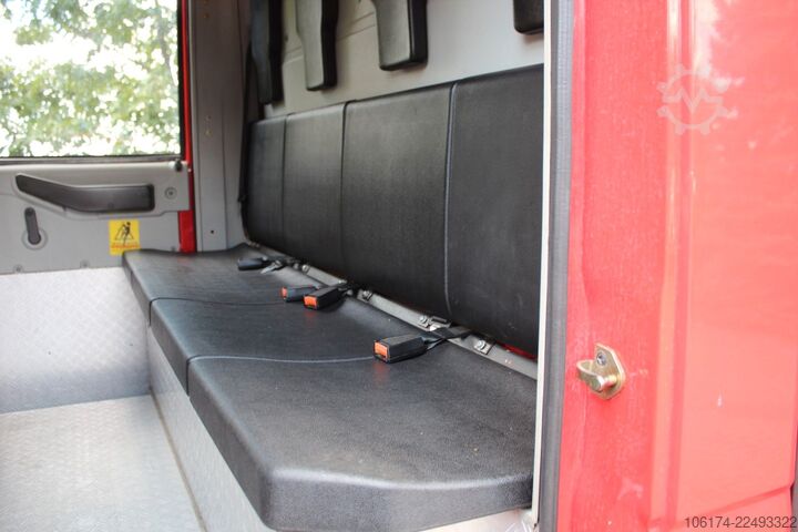 Speciallastbil IVECO 95 E 18 4x4 Single Bereift  Feuerwehr LF 8/6