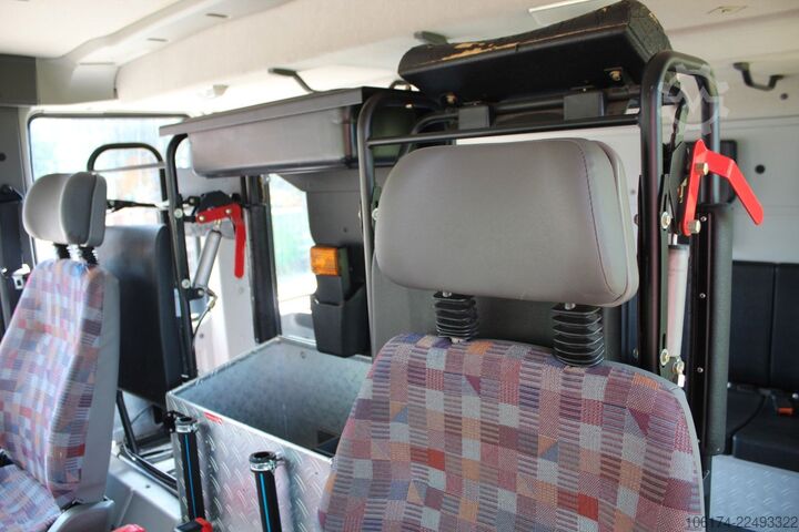 Speciallastbil IVECO 95 E 18 4x4 Single Bereift  Feuerwehr LF 8/6