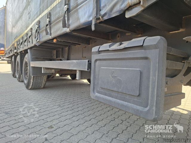 Semiremorcă deschisă cu prelată Kögel Curtainsider Mega