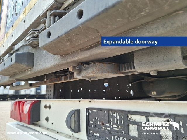 Otvorena poluprikolica sa ceradom Schmitz Cargobull Curtainsider Mega