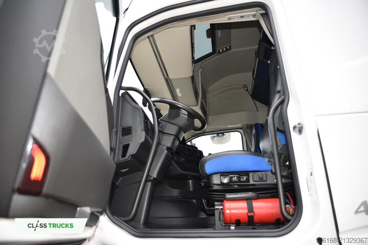 Standard tractor unit VOLVO FH 460 Globetrotter XL i-Save