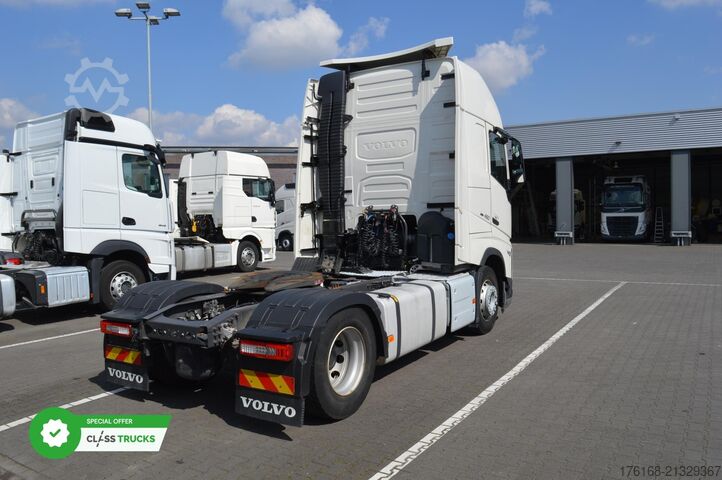 Standard tractor unit VOLVO FH 460 Globetrotter XL i-Save