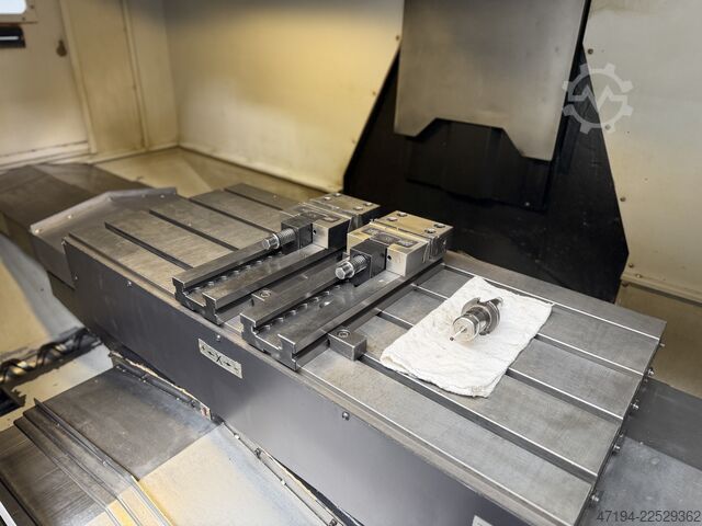 Centru vertical de prelucrare DOOSAN DNM 500