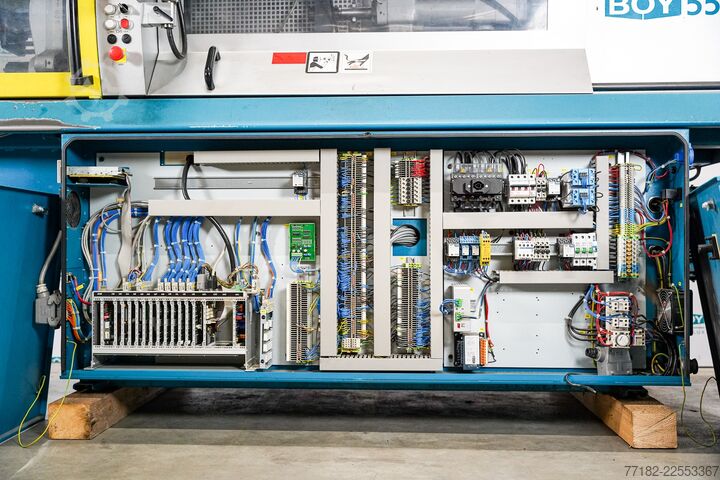 Injection molding machine BOY 55M
