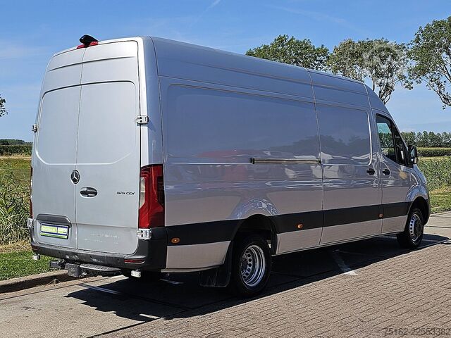 Bestelauto MERCEDES-BENZ SPRINTER 519 L3H2 Dubbellucht LED