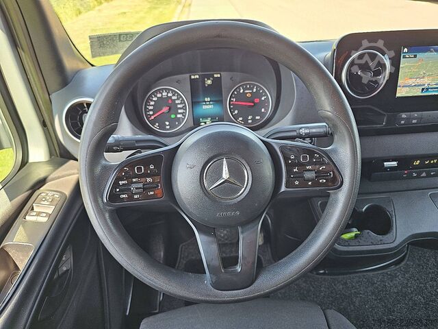Bestelauto MERCEDES-BENZ SPRINTER 519 L3H2 Dubbellucht LED
