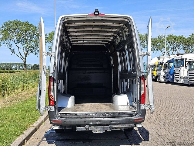 Bestelauto MERCEDES-BENZ SPRINTER 519 L3H2 Dubbellucht LED