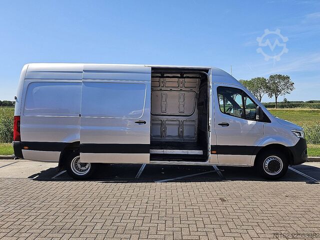 Bestelauto MERCEDES-BENZ SPRINTER 519 L3H2 Dubbellucht LED