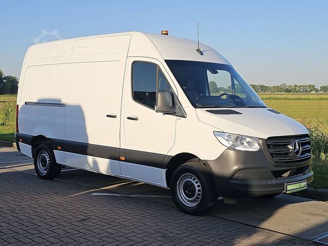 Station wagon con tetto alto MERCEDES-BENZ SPRINTER 311 L2H2 MBUX10  RWD