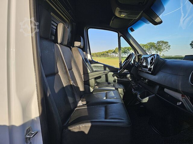 Station wagon con tetto alto MERCEDES-BENZ SPRINTER 311 L2H2 MBUX10  RWD