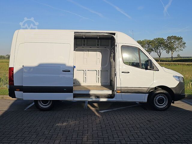 Station wagon con tetto alto MERCEDES-BENZ SPRINTER 311 L2H2 MBUX10  RWD