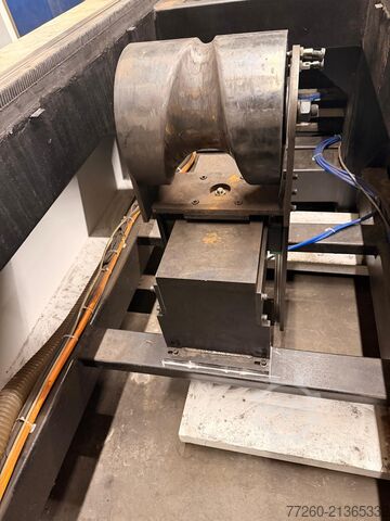 Rohrlaserschneidmaschine Bodor T230