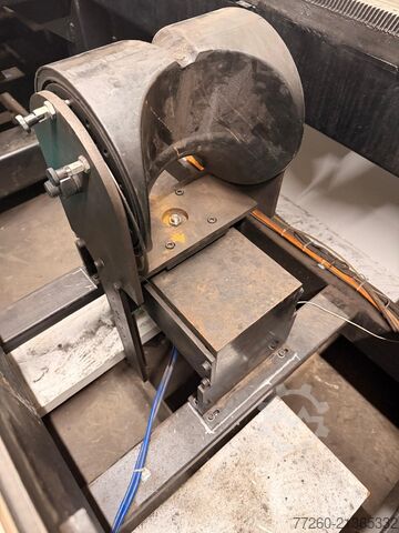 Rohrlaserschneidmaschine Bodor T230
