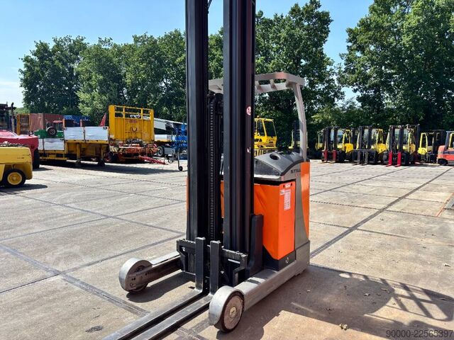 Reach truck Still FMX 17 8.8 meter 1700 kg Reachtruck