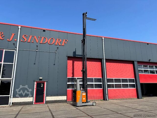 Reach truck Still FMX 17 8.8 meter 1700 kg Reachtruck