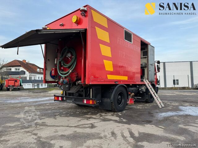 Îndepărtător de scurgeri de ulei / curățător de drumuri Mercedes-Benz 1424 Ölspurenbeseitiger