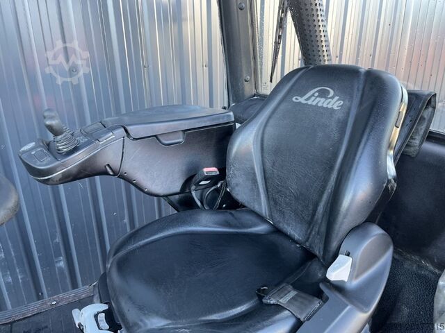 Empilhadeira diesel Linde H20D-02/600