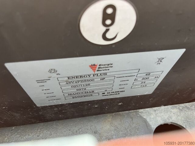 Elektromos háromkerekű targonca Linde E16C-01
