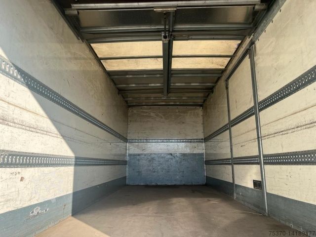 Autocarro con cassone IVECO EUROCARGO ML120E22/P