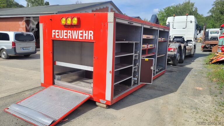 Kampós konténer Schölch/ Kassel Werkzeug/Material Abrollcontainer