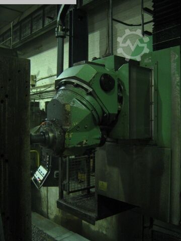 Seyyar kolonlu freze tezgahı ZAYER KCU 12000