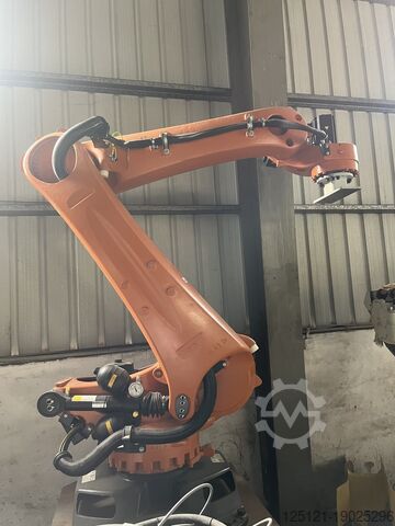 Robot industriale KUKA KR120 R3200 PA