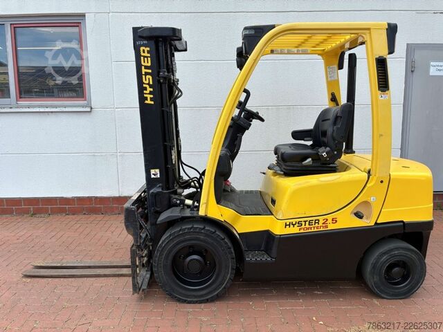 Dízelüzemű targoncá Hyster H 2.5FT